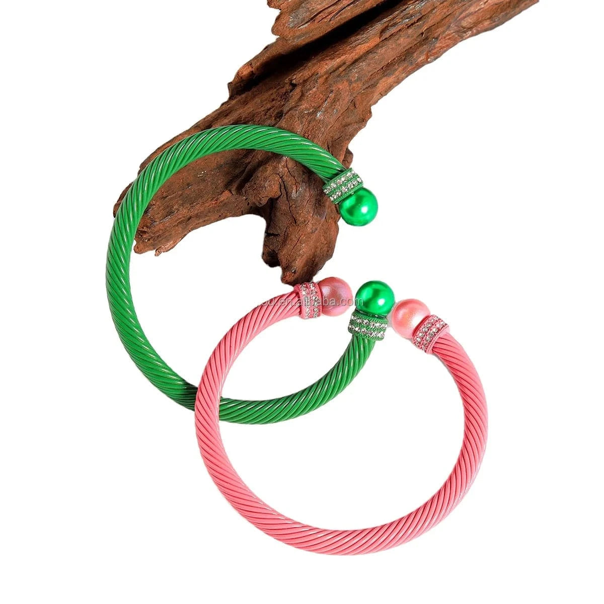 Wholesale New Fashion Pink Green Pearl Spray-painted Open Stainless Steel Bangles Personalized Bracelets Simple Hand Accessories
