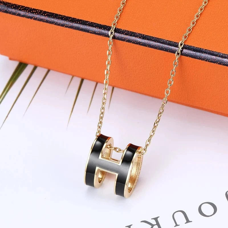 Wholesale Newest 2022 Trendy Gold initial H Letter Titanium Steel Pendant Necklace Female Fashion Stainless Steel Jewelry