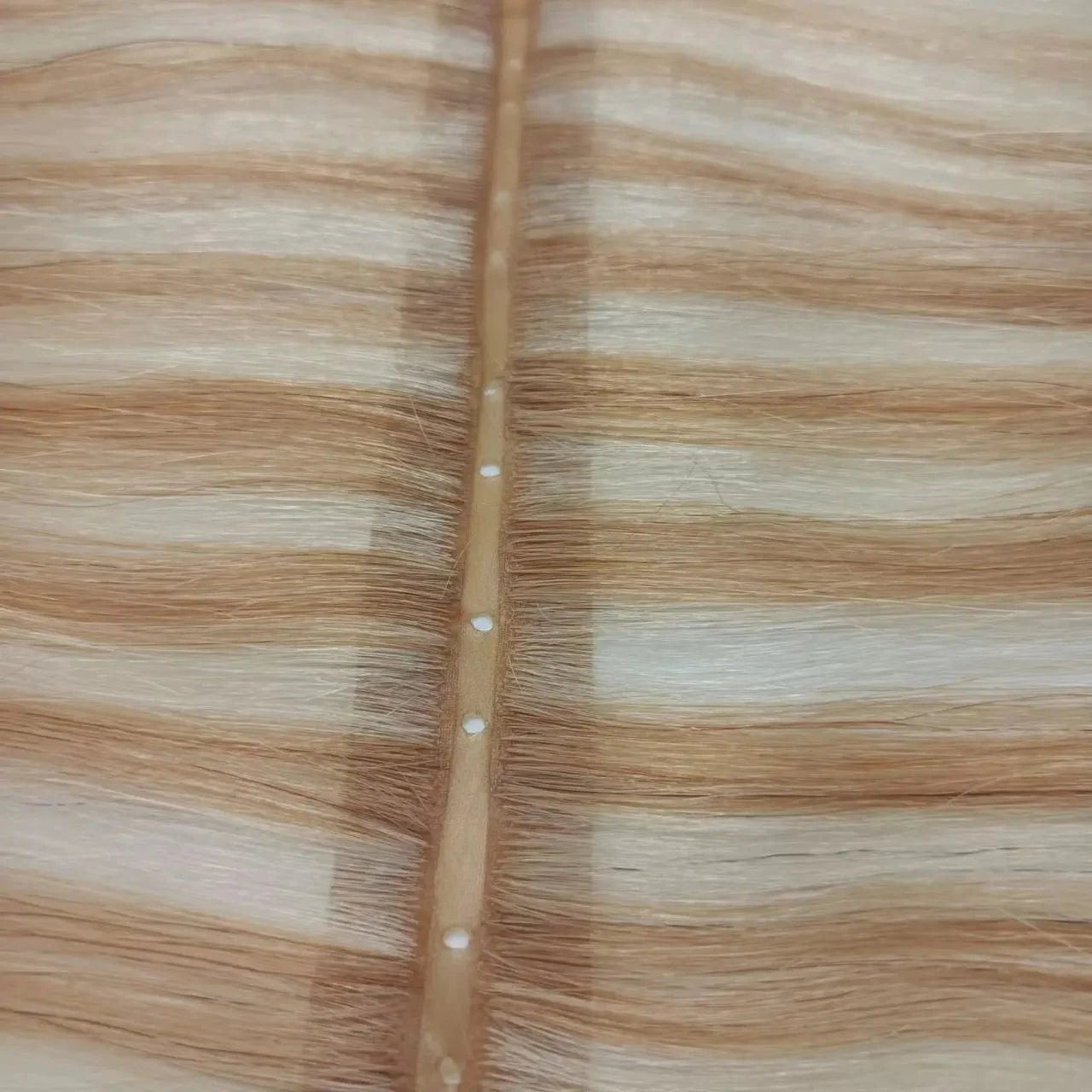 Wholesale Russian remy hair extension invisible tape in extensions ombre blonde color skin weft tape hair extension