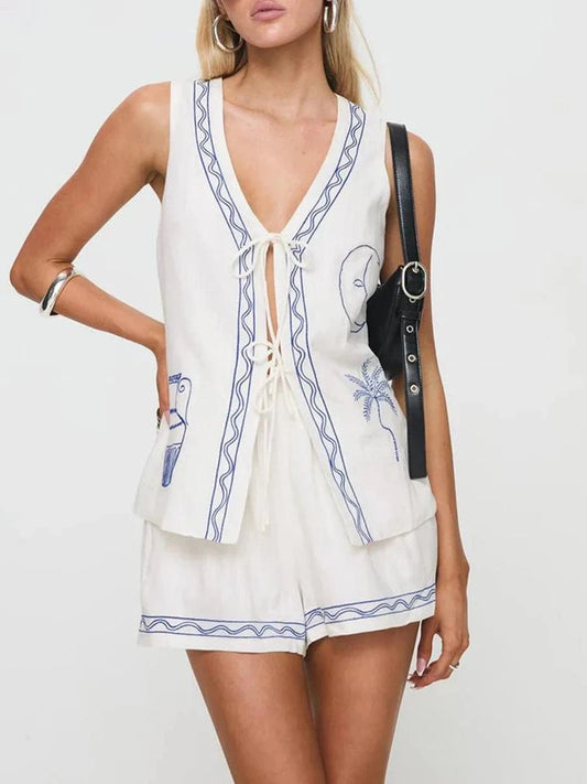 Women 2 Piece Shorts Set Moon Palm Tree Lacing V-Neck Sleeveless Vest Elastic Waistband Shorts Loungewear Outfits for Daily Life
