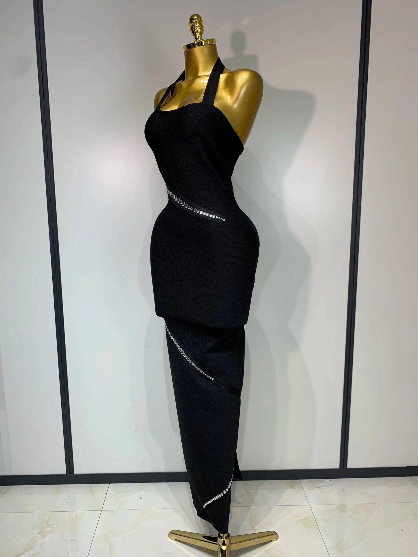 Women Celebrity Sexy Backless Halter Black Crystals Bandage Dress 2025 Knitted Elegant Evening Club Party Luxury Birthday Dress