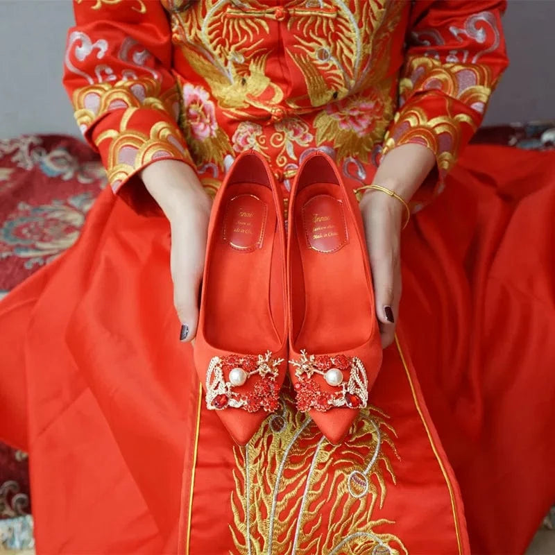 Women New Red Silks Satin Pumps Female Point Toe Rhinestone High Heels Ladies Outside Wedding Dress Sandals