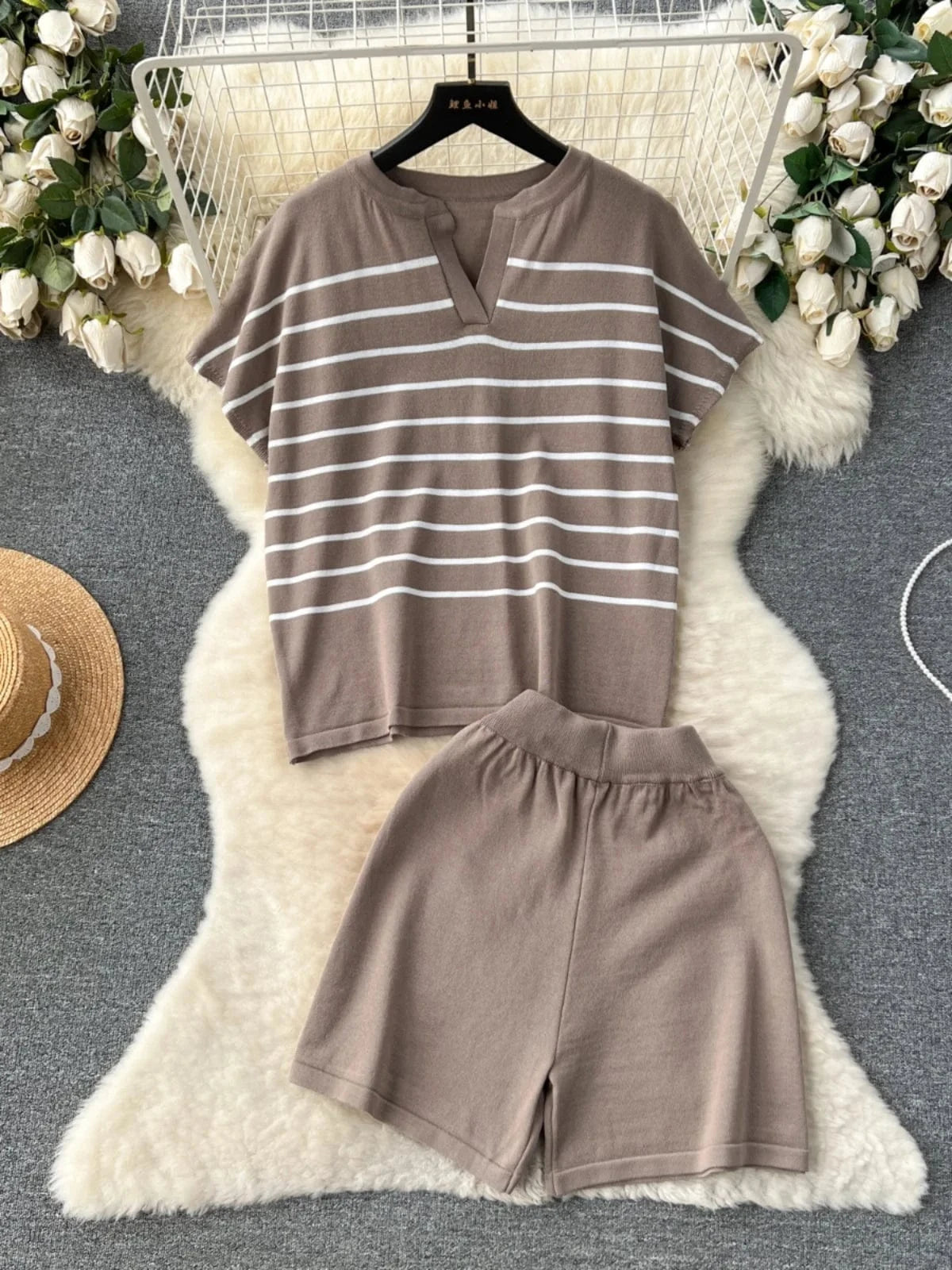 Women's 2024 New Spring summer Casual Set Striped Knitwear Loose and Versatile Wide Leg Shorts Two Piece Set