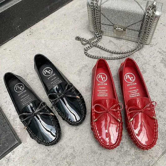 Women's Anti-skid Soft Soled Patent Leather Flat Shoes Ladies Casual Round Head Bow Flat Shoes