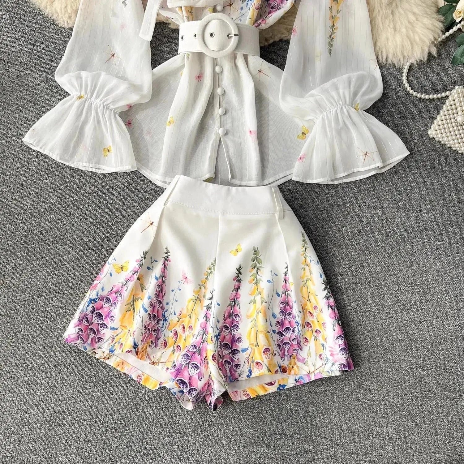 Women's Outfits Bright Silk Chiffon Shirt Blouse Top + Belt Shorts Two Piece Sets Summer Holidays Lavender Flower Shorts Suit