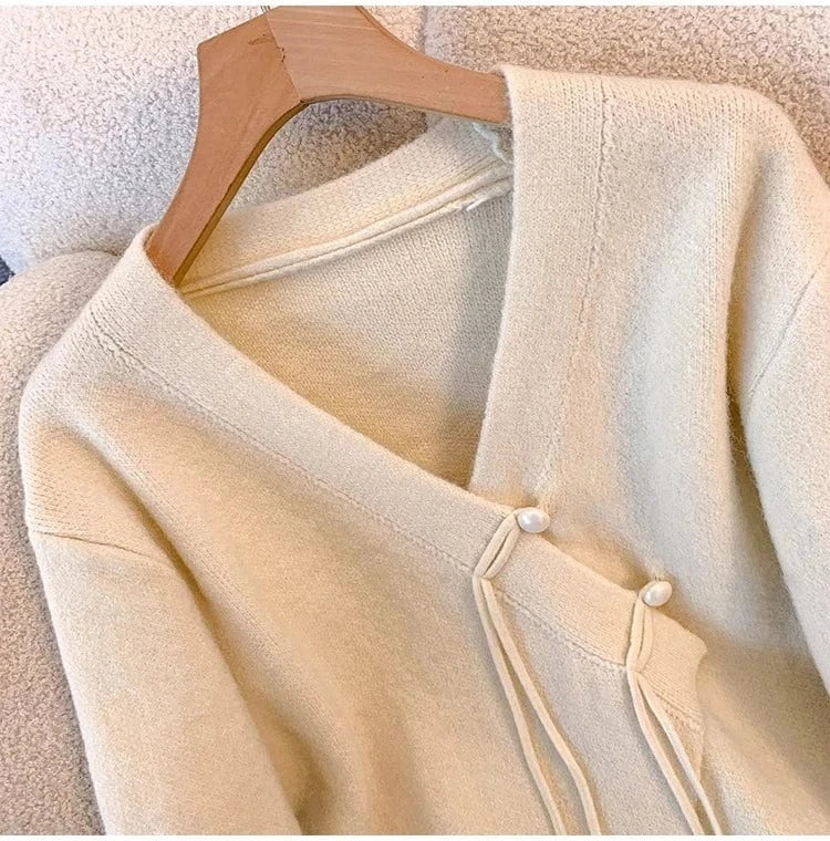 Women's sweater cardigan women 2024 new coat senior sense fashion V-neck long sleeve loose knit top