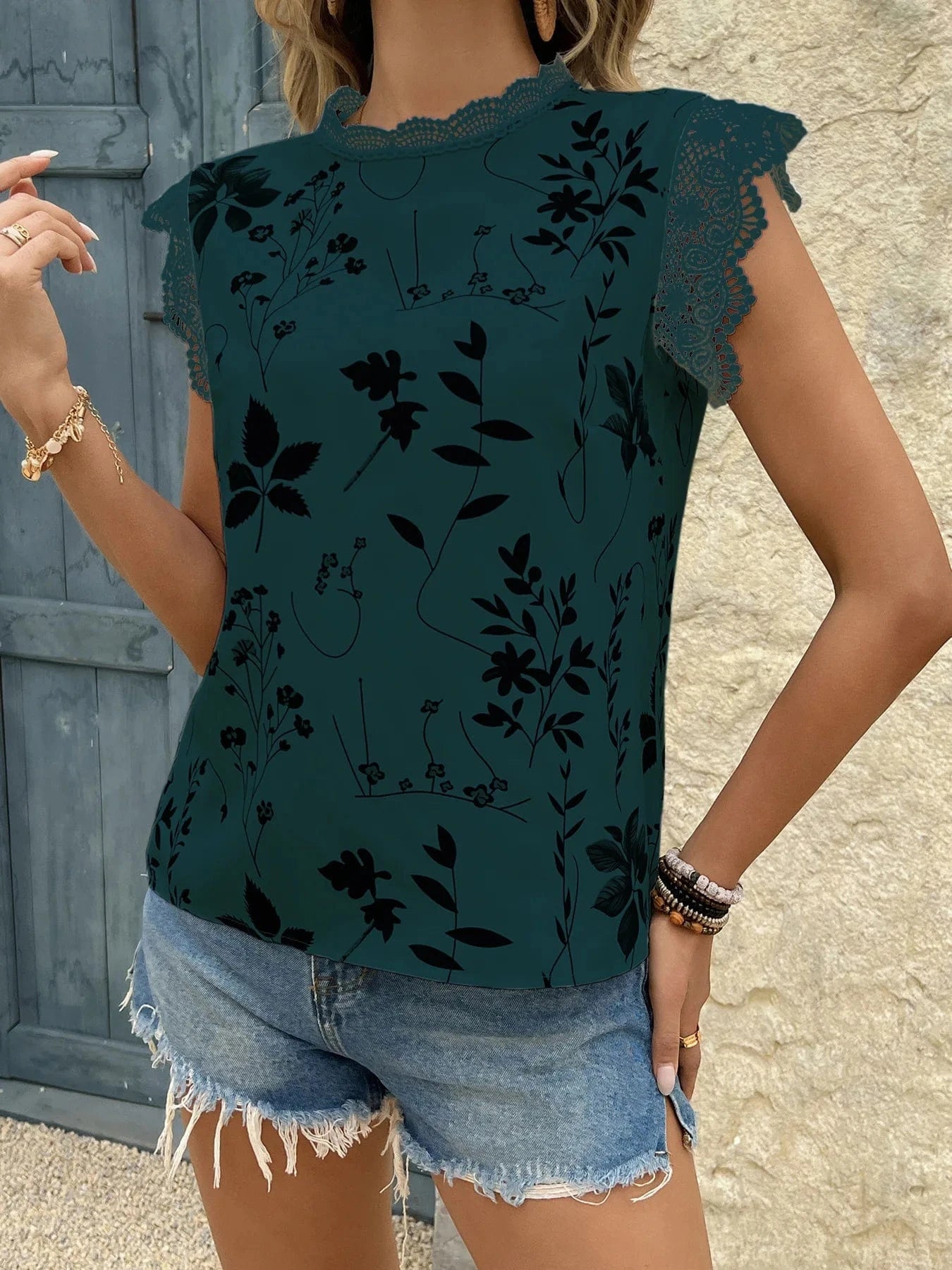 Women Summer New Lace Splicing Sleeveless Shirt Top Sexy Fashion Cami Tank Tops