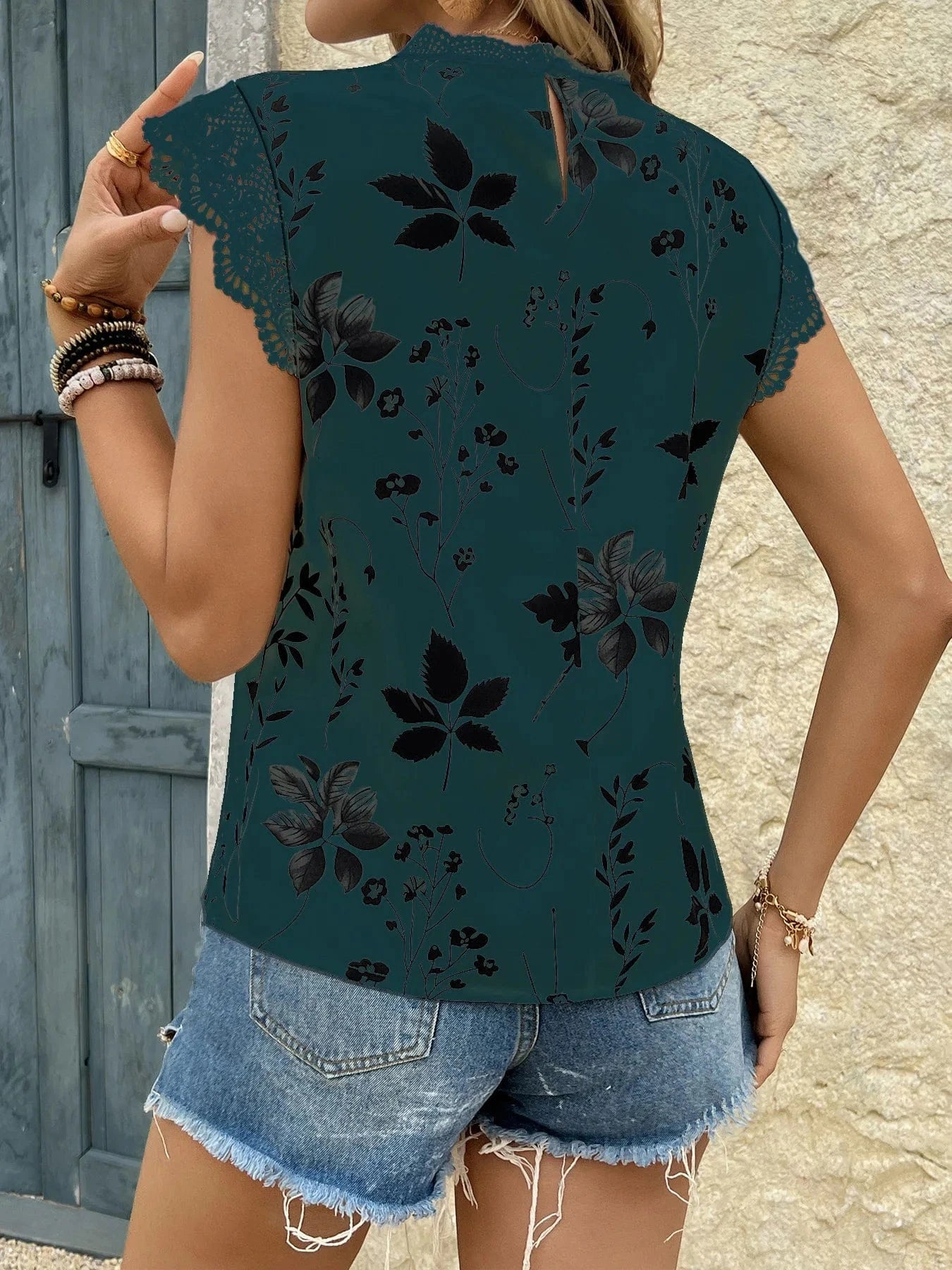 Women Summer New Lace Splicing Sleeveless Shirt Top Sexy Fashion Cami Tank Tops