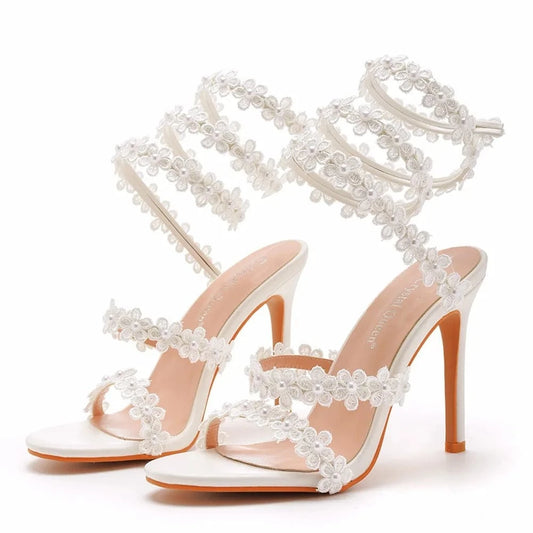 Women Wedding Shoes Fashionable White Floral Decor Open-toe Shoes T-strap Lace Up High Heel Sandals Ladies Dating Bridal Sandals