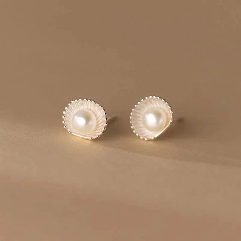 YB-A4416 Silver 925 Sterling Silver Simple Design Freshwater Pearl Shell Shape Stud Earrings For Girls Women Birthday Gifts Jewelry