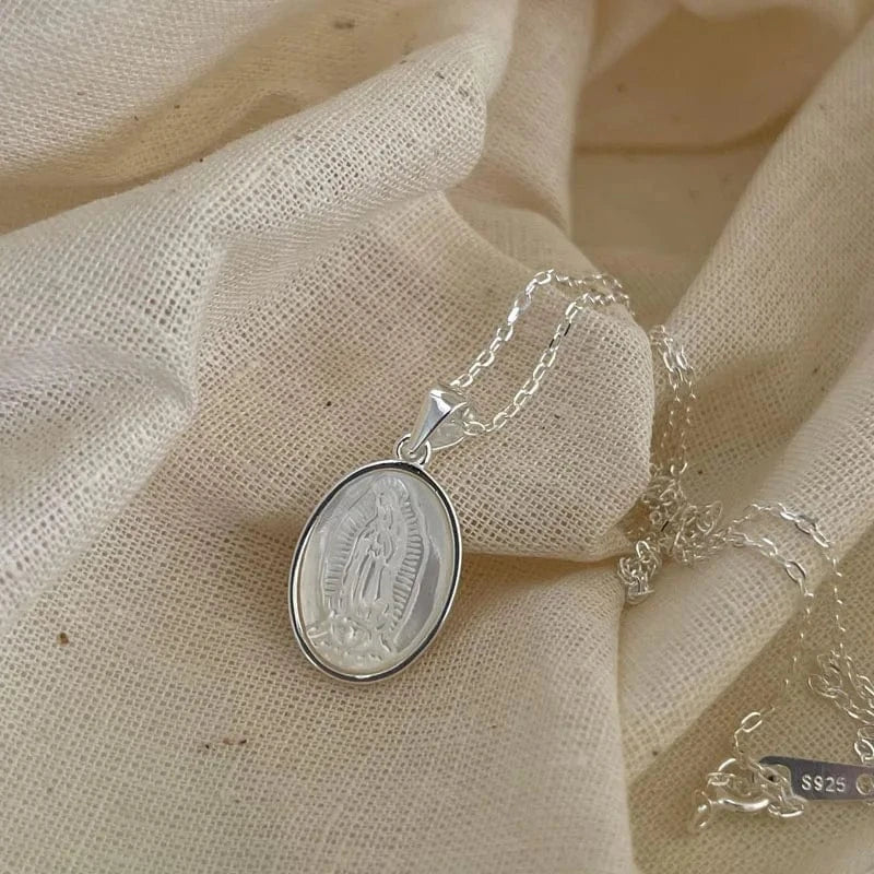 YB-A4977 Silver Factory Wholesale 925 Sterling Silver High Quality Maria Shape Pendant Necklace For Women Jewelry