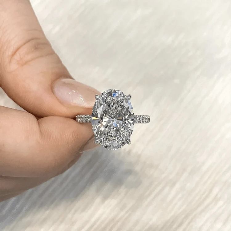 Yu Ying Customized 18K White Gold D color Oval Cut Mossanite Women Jewelry Wedding Set Rings Engagement Moissanite Rings