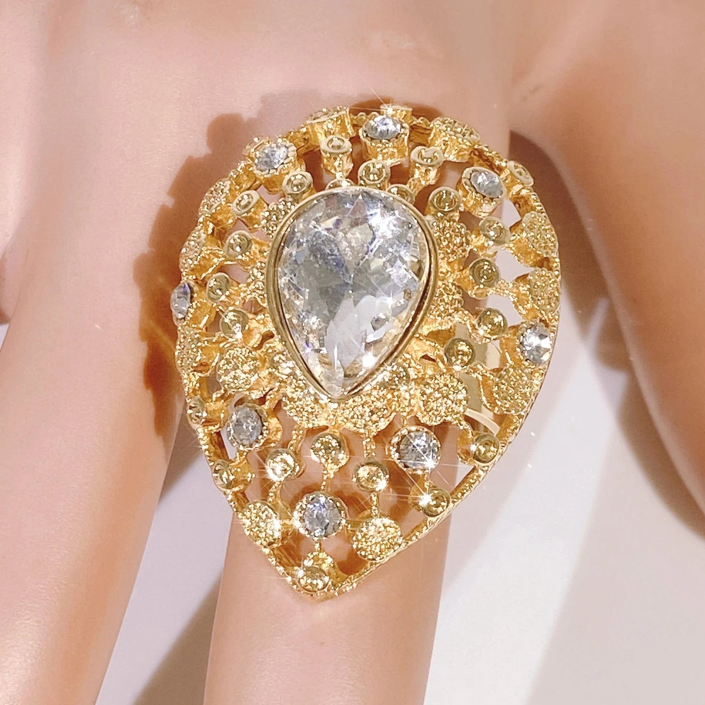Yulail Alloy Gold Plated African ladies sample fashion rings for women 2024