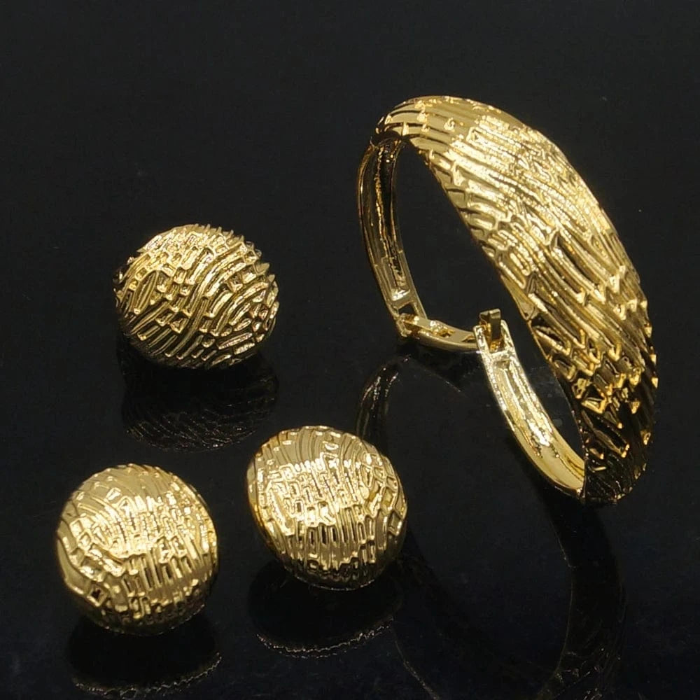 Zhuerrui New Manufacture 18K Italian Gold Jewelry Set Beautiful Big And Width Style Necklace Luxury Wedding Dinner Jewelry B0045