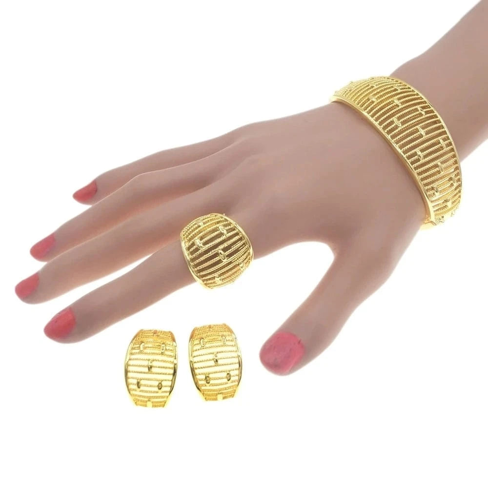 Zhuerrui New Manufacture 18K Italian Gold Jewelry Set Beautiful Luxury Wedding Dinner Wholesale Women Jewelry Sets B0060