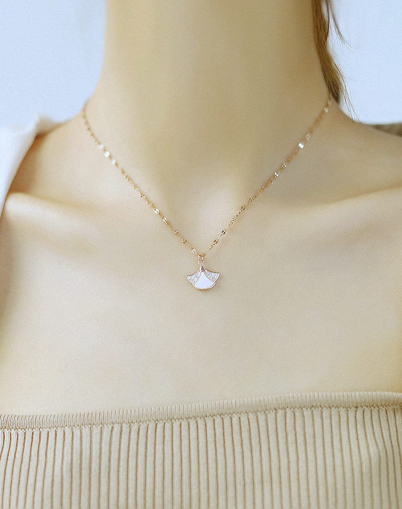 [010] necklace New Necklace Shell Diamond Skirt Necklace Simple Temperament Forest Clavicle Chain for Girls Women