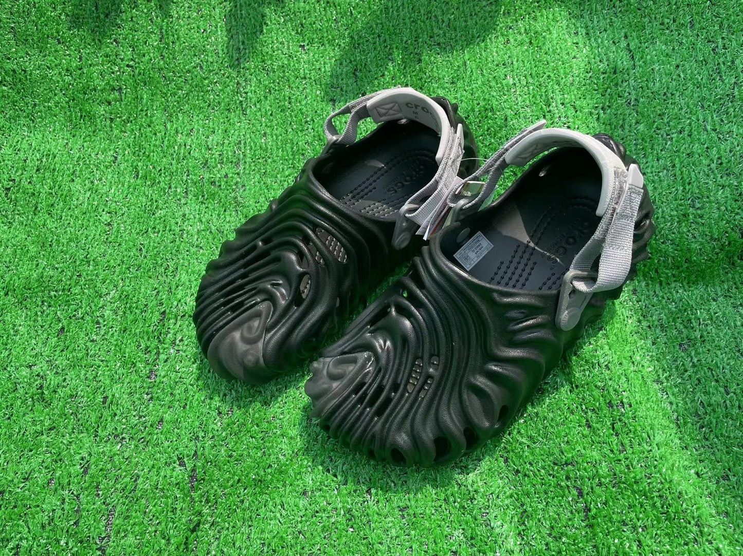 11 / 6 TX 2022 Summer new fingerprint beach shoes men and women quick-drying breathable beach men's sandals