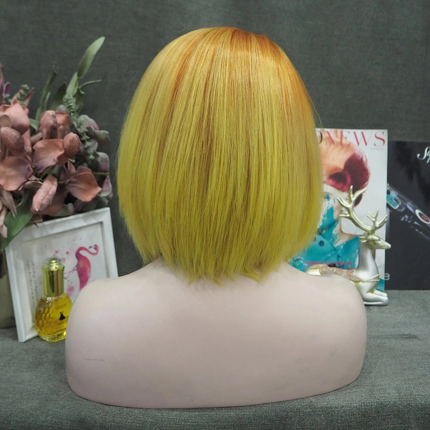 12 Inches / S29-2109-GL Celebrity Wig  Short Bob Cut New Designed ombre natural color Daily life Wearing futura Henlon fiber Synthetic Lace front Wigs