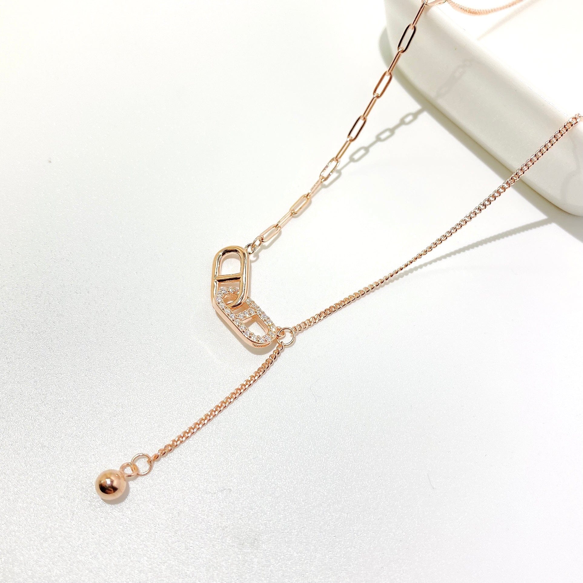 18inches / Rose Gold 2023 Instagram Fashion Jewelry Iced Out Cubic Zirconia Pig Nose Shape Pendant Necklace for Girls