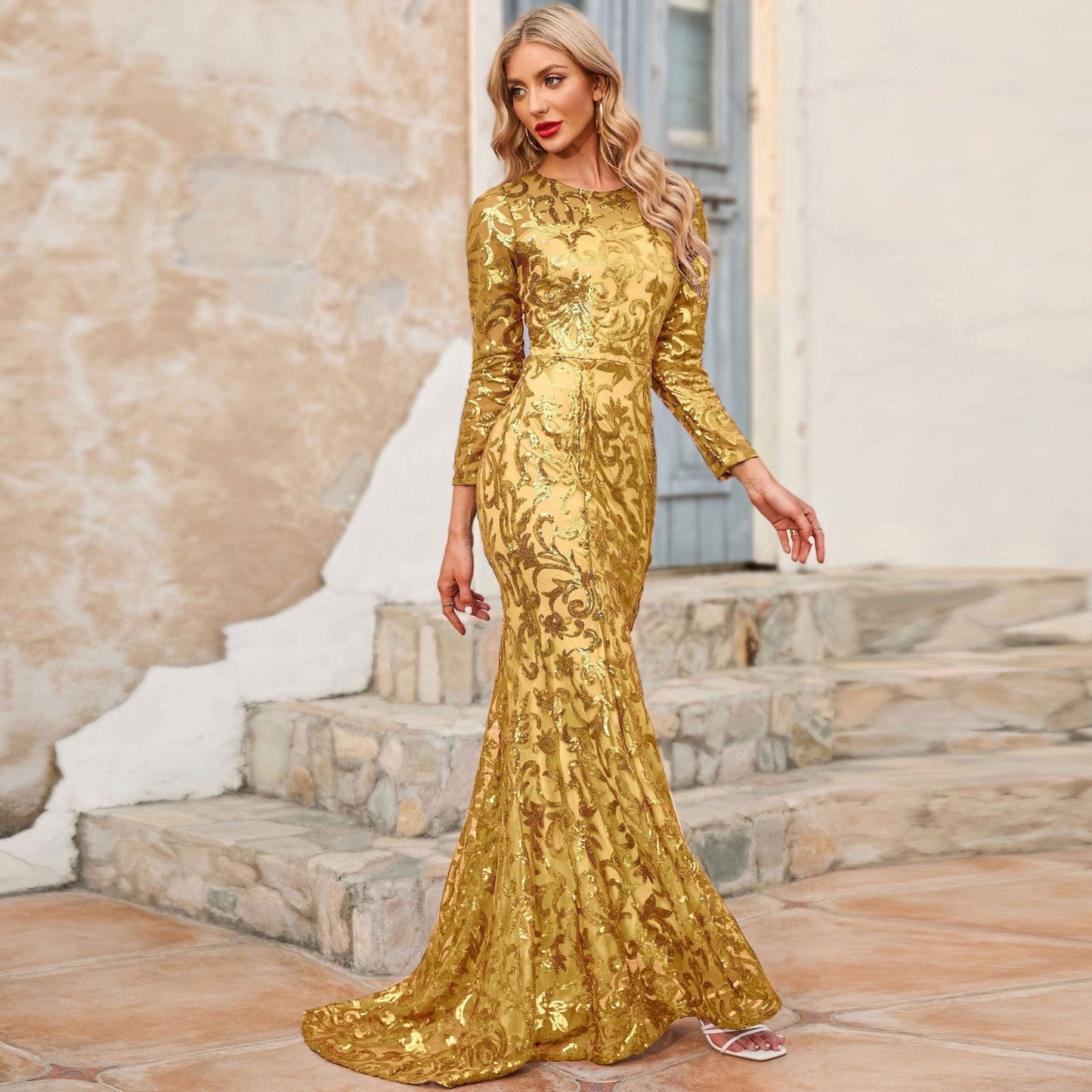 2 / Golden Hot women's dress sexy Long Sleeves Modest Neck hip wrap halter dress chest wrap party evening dress