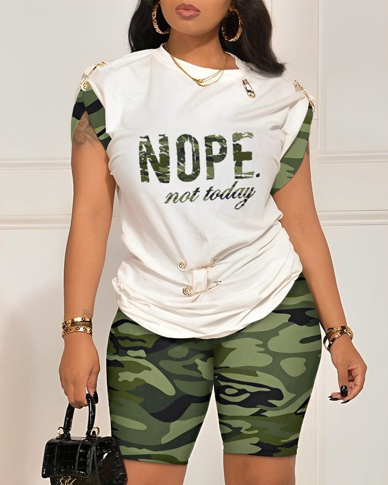 2 XL / green Plus size women's set digital printed blessed t shirts with pin summer camouflage shorts 2 piece set women active wear