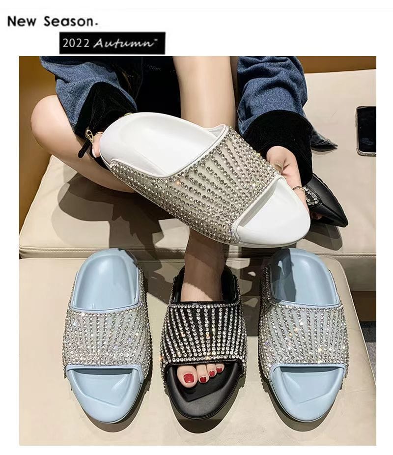 2022 Hot Style Stylish inverted triangle High quality Sexy slippers For Lady flat famous brand sandal slides slippers
