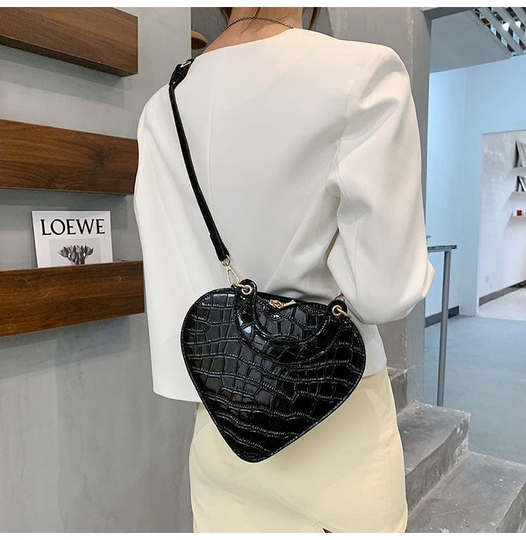 2022 New Arrivals Heart Hand Bags Women Handbags Ladies Shoulder Purses and Handbags for Women Luxury
