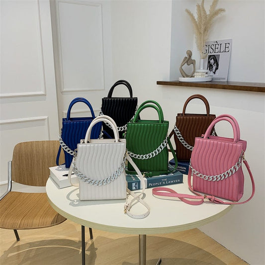 2022 New Fashion Small Chain Shoulder Bags for Women Striped PU Leather Handbag Ladies Messenger Bag