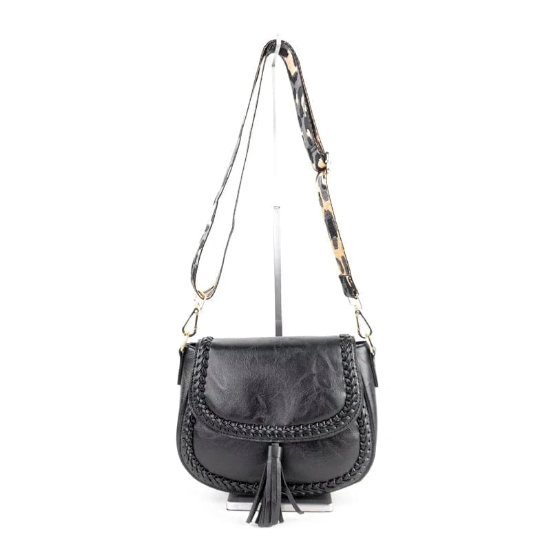 2022 New trend hot selling wholesale Europe Vintage Vegan Leather Retro Small Messenger Bags Saddle Bags Purse For Women