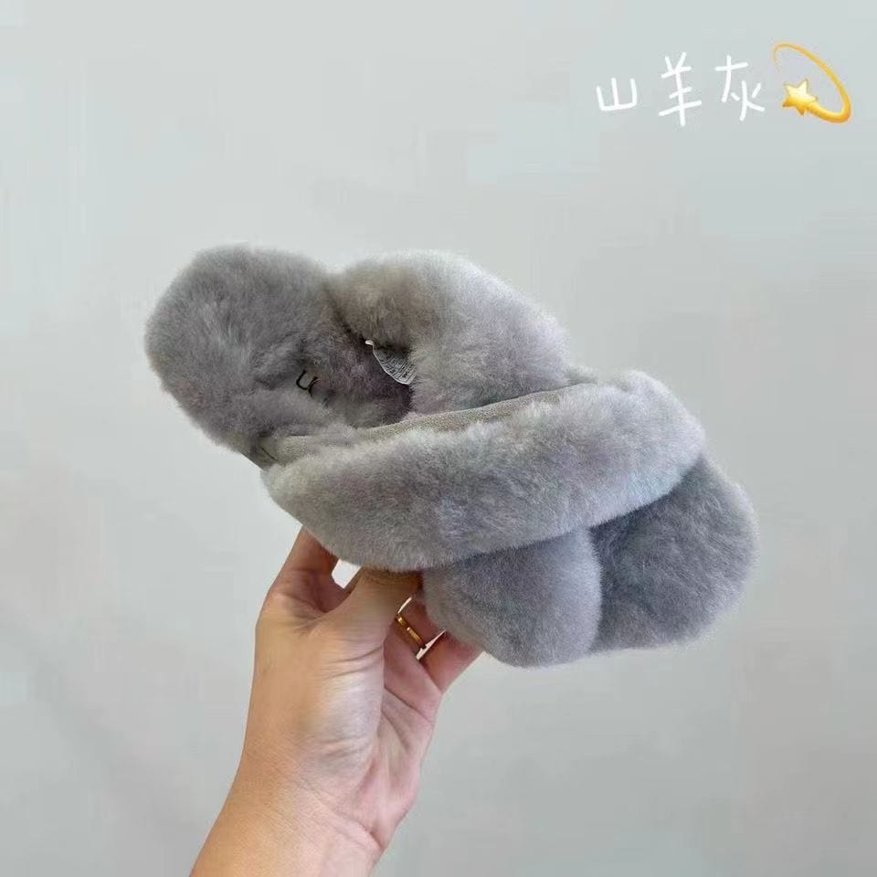 2022 Winter new designers sheepskin fur slippers yezy foam slides warm home fluffy slides famous brand logo winter slippers