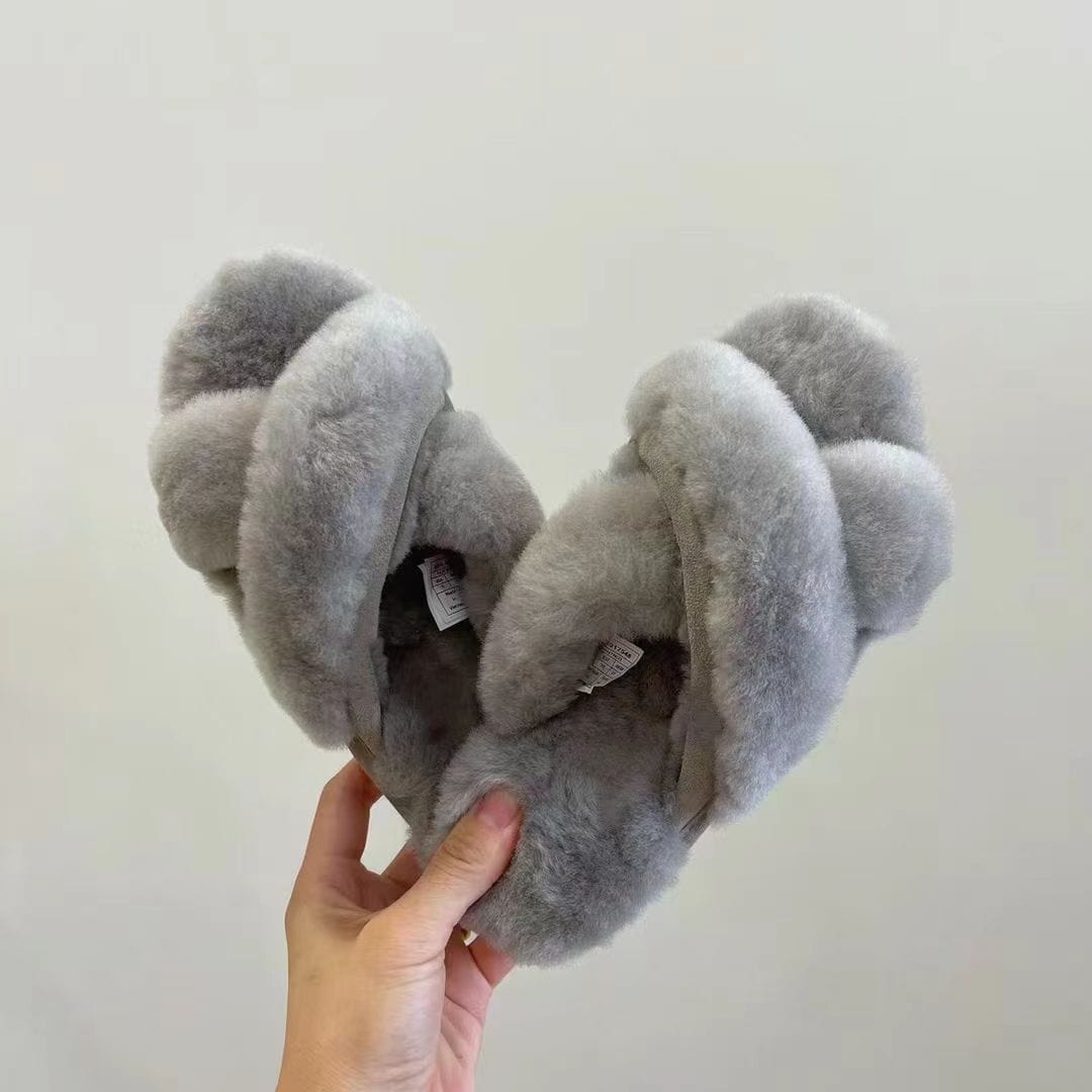 2022 Winter new designers sheepskin fur slippers yezy foam slides warm home fluffy slides famous brand logo winter slippers