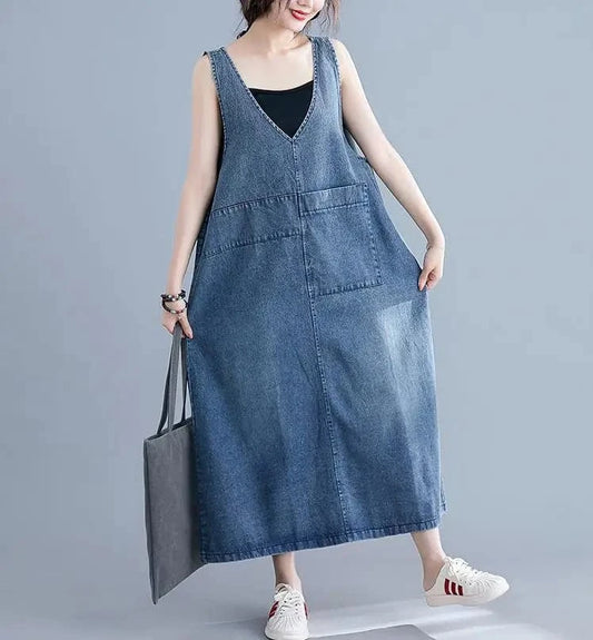 2023 Autumn And Summer Women's Solid Color Sleeveless Suspender Long Vintage Dress Women's V-neck Patch Pockets Jean Dress