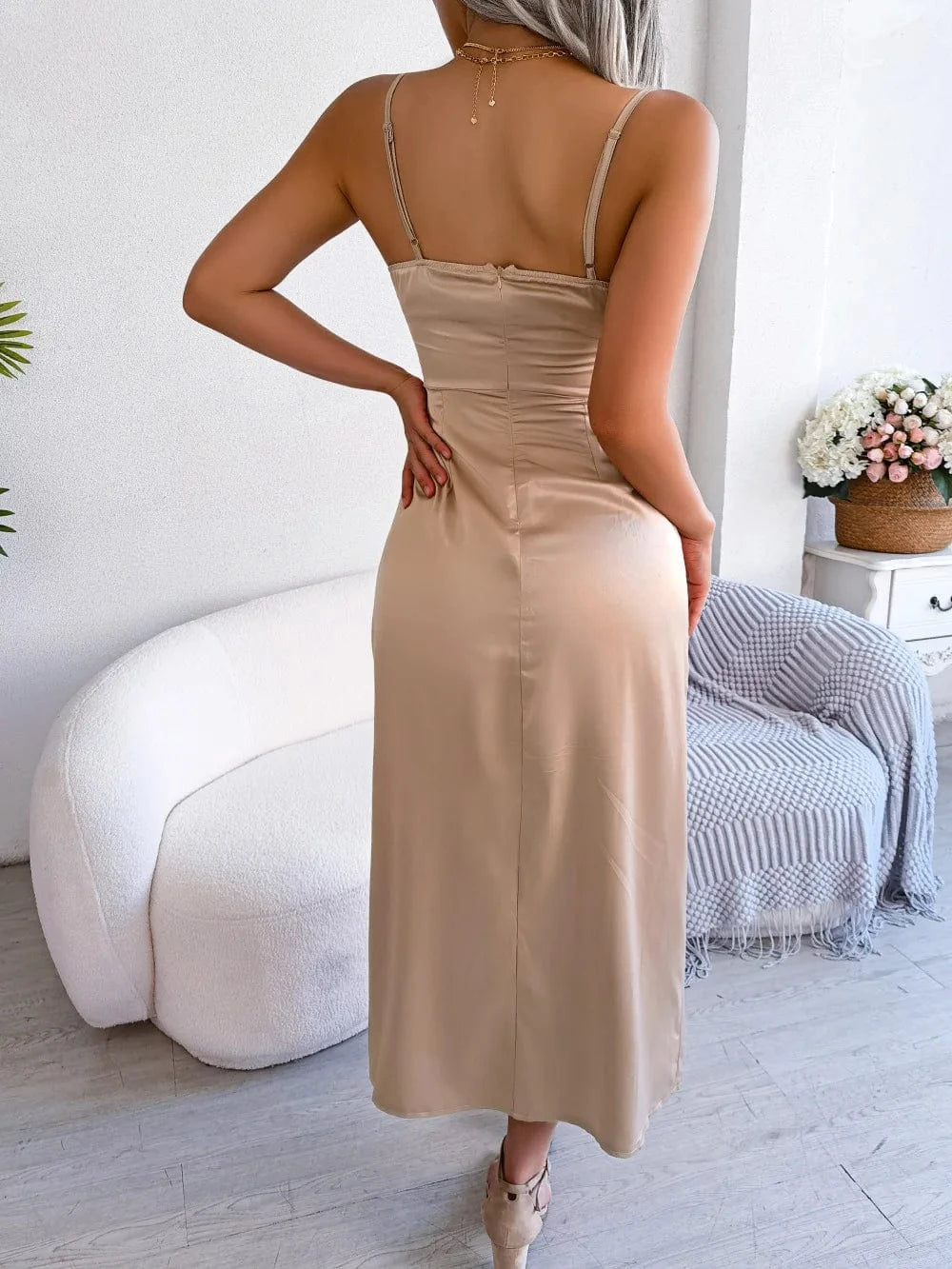 2023 Factory Wholesale Summer Women's Solid Color Sexy Low Chest High-Waist Dress Lady's Long Slit Slip Chiffon Dress