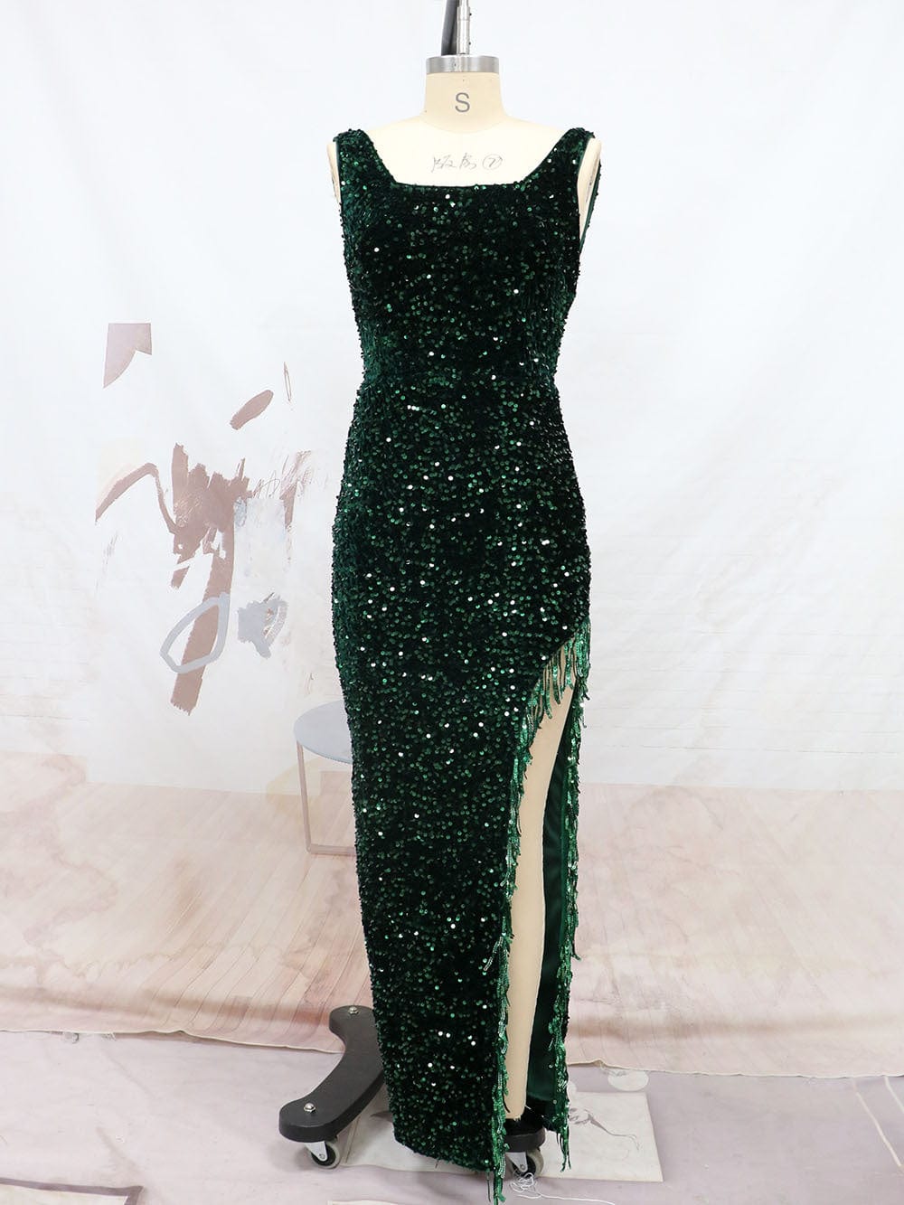 2023 fashion Women's dance party sequin velvet lace chest dress sexy high elastic tight slim buttock evening dress