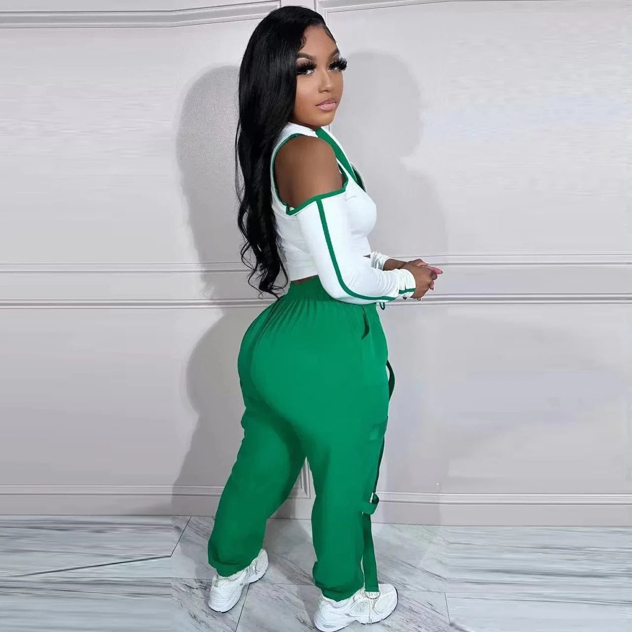 2023 Hot Sale Fall Winter Outfit Women Zip Up Top With Cargo Pants Cold Shoulder Plus Size Cut Out Two Piece Jogging Suit