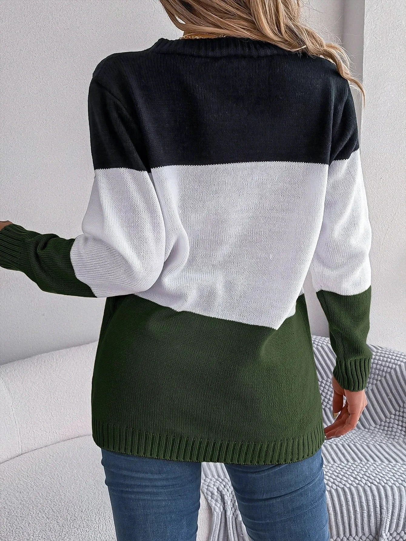 2023 Hot Sale Women Autumn and Winter Single Breasted Cardigan V-neck Sweater Long Sleeve Casual Loose  knitted Sweater