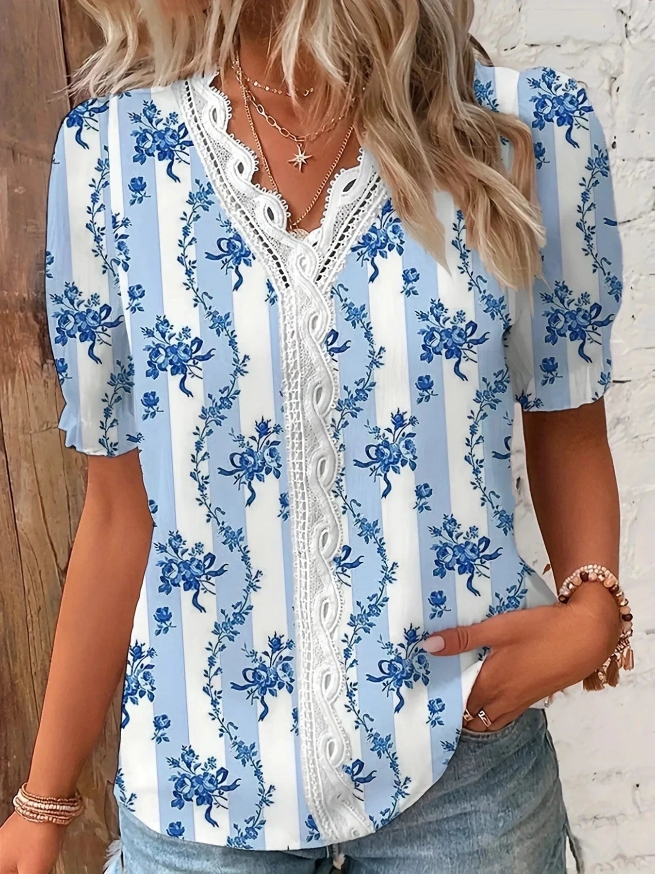 2023 Hot sSmmer V-neck Lace Stitching Printed shirt Short sleeve blouse