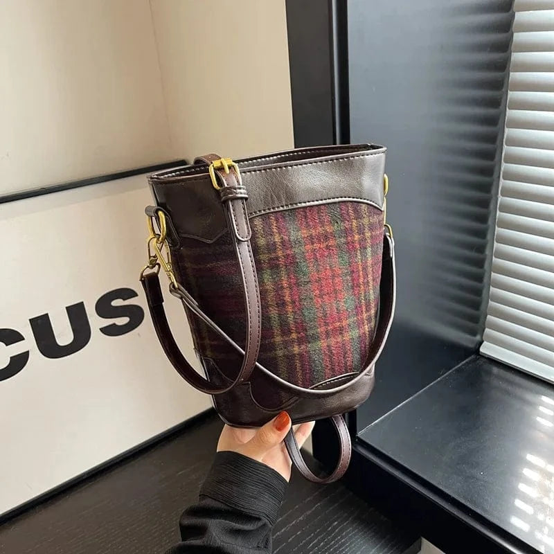 22x21x15cm / Coffee Winter Woolen Checkered Print Shoulder Bag Ladies Fashion Crossbody Bucket Bag For Women Designer Handbag Small Tote Bag