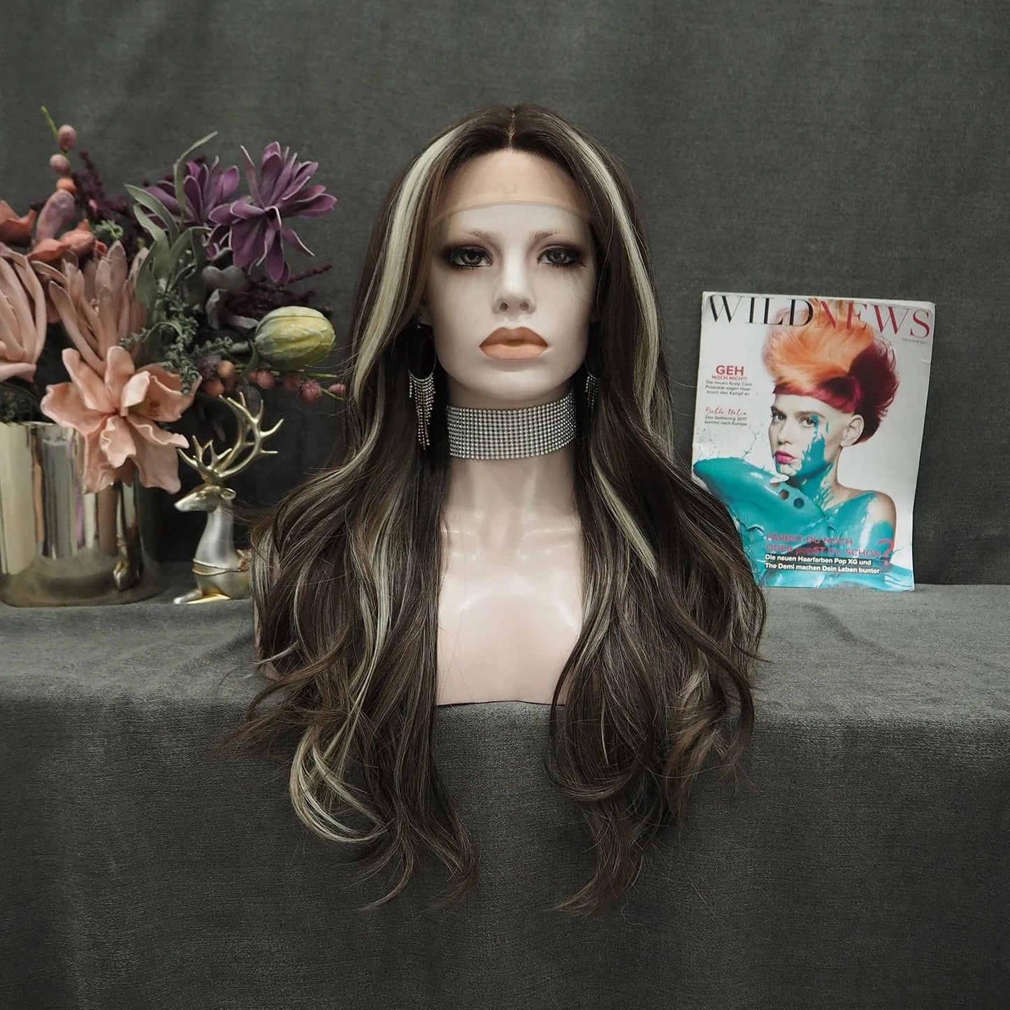 26 Inches / TH4-C216-GL Celebrity  Highlight Wigs Wholesale CheapSynthetic Wigs High Quality T Part Lace Front High Temperature Fibre Wig for  women