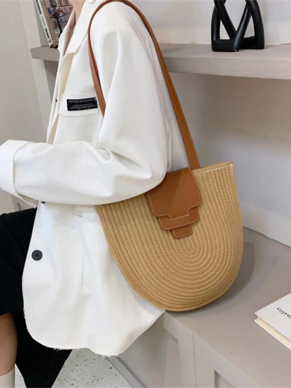 31*26*8cm / Khaki Women Casual Straw Woven Bag Lady Vocation PU Belted Cover Bucket Shoulder Bag Female Summer Outdoor Shopping Handbags