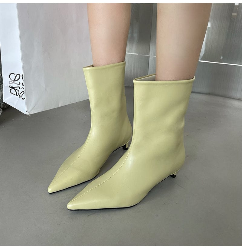 40 / Yellow New products in autumn and winter: simple style short tube fashion low heel boots pointed sleeve solid color short boots