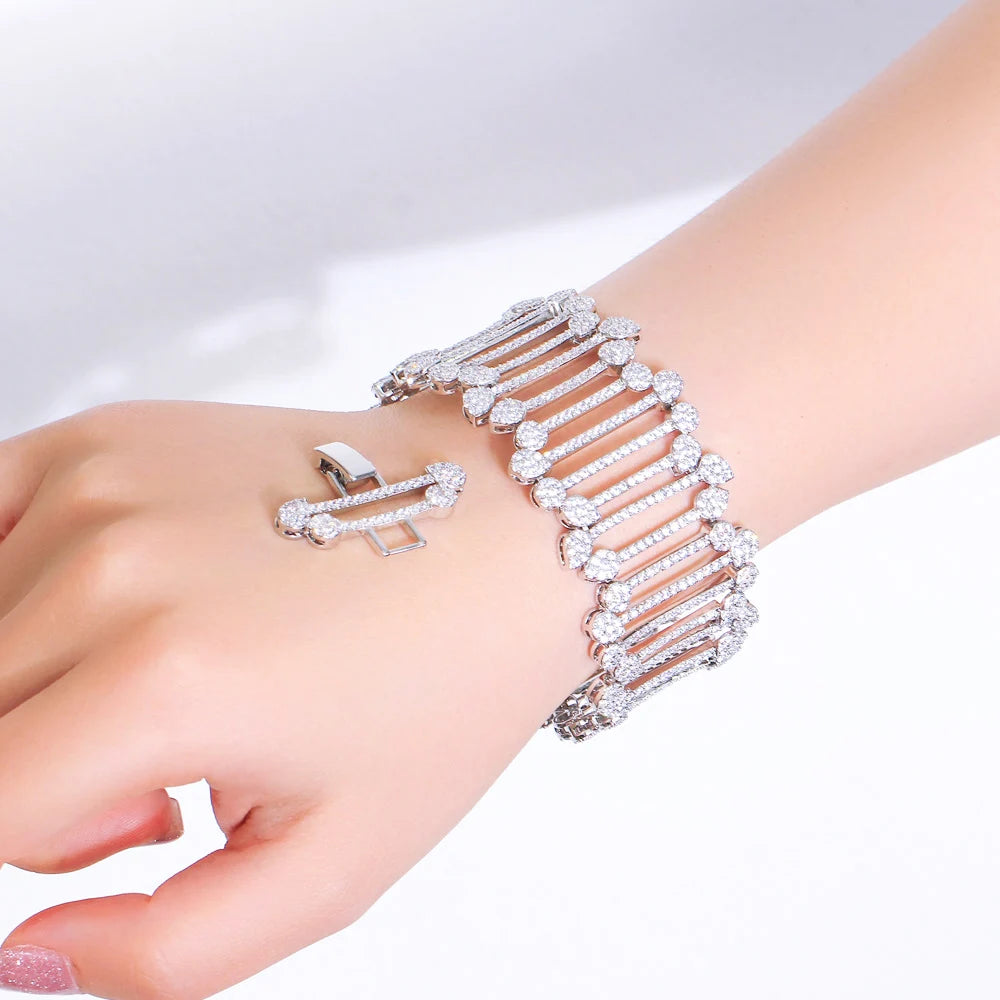 Hbe1bb9daf26d4a049fa019e6136920c1t.jpg