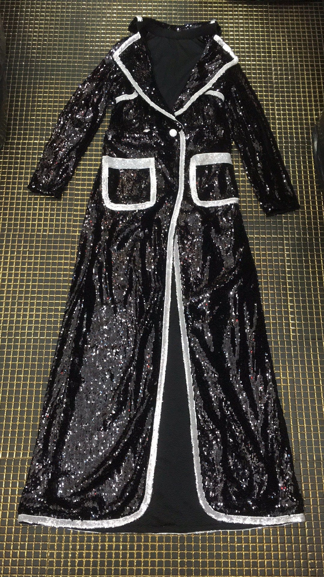 A1935 new black sequins material beads women winter coat long sleeve wholesale instock