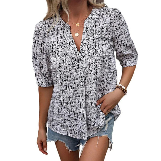A372 All-over Printed Notched V-neck Shirt
