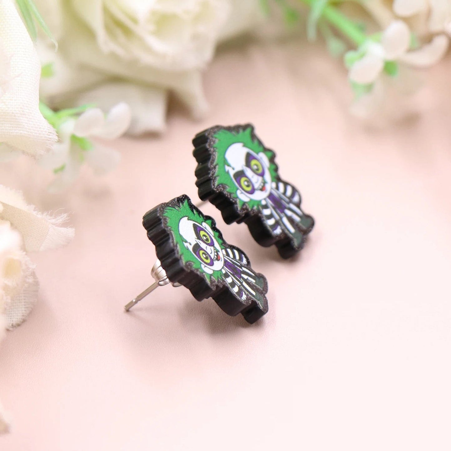 as picture / 0.6*0.8in / Black ERS704ER1518 (1Pair)New product CN Stud movie character TRENDY  Gift Acrylic Jewelry For Women