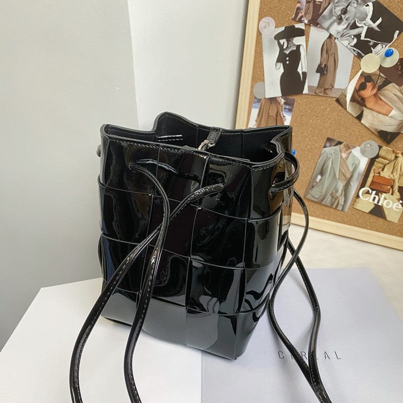 black 2022 Spring Summer Metallic Leather Bucket Handbag Famous designer Candy Mini Purse Bucket Handbags For Women