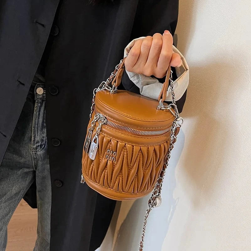 Brand New Fashion Pleated Embroidered Thread Bucket Ruched Luxury Shoulder Messenger Bag Women's Small Barrel Shaped Totes