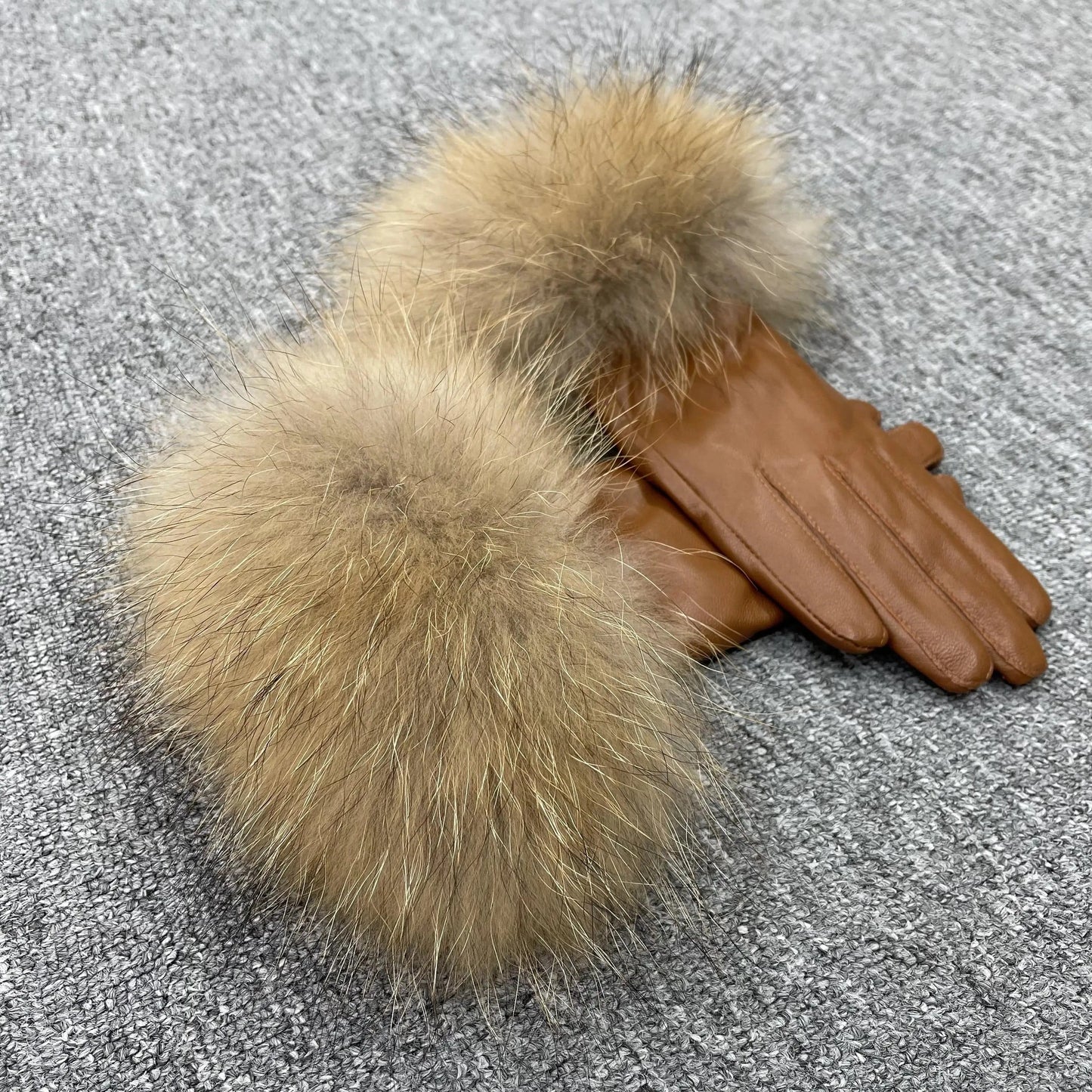 Brown Modern Style Beautiful Design Colorful Raccoon Fur Cuff Genuine Leather Gloves For Women