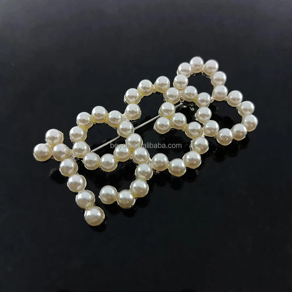 classic / 1891 / Other Customized Greek Sorority Organization Symbol Digital 1891 Pearl Brooches Fashion Brooch Jewelry Gift for Ladies Dropshipping