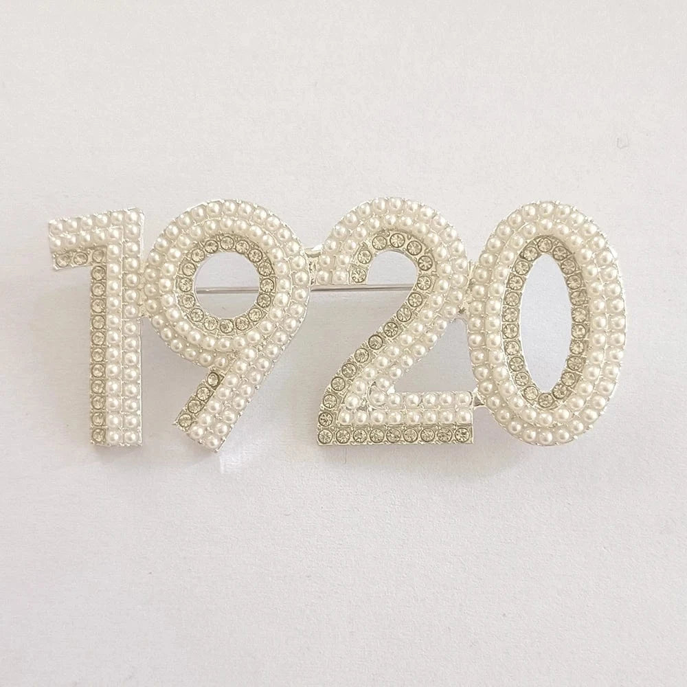classic / 1920 / Silver Plated Digital 1920 1922 Fashion Metal Alloy Greek Sorority Brooch White Pearl Crystal Number Lapel Pin For Women Jewelry Accessories